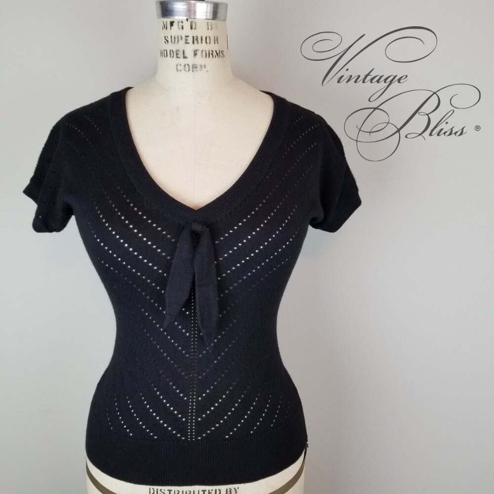 Vintage Style Banned Apparel Dancing Days Black Knit Charlie Chevron Blouse SM